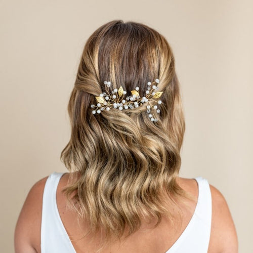 15 Gorgeous Half Up Half Down Hairstyles for Your Wedding